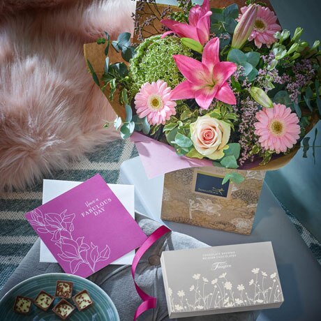 Mother's Day Pastels Bouquet Bundle Flower Arrangement